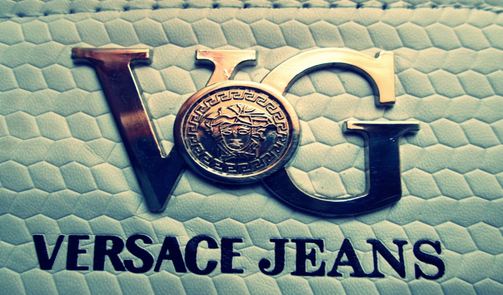 Реклама джинсов