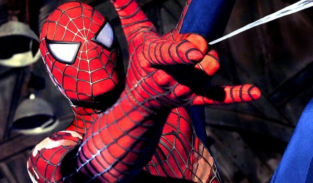 Человек-паук стреляет свою паутину