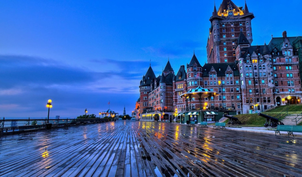 Набережная после дождя