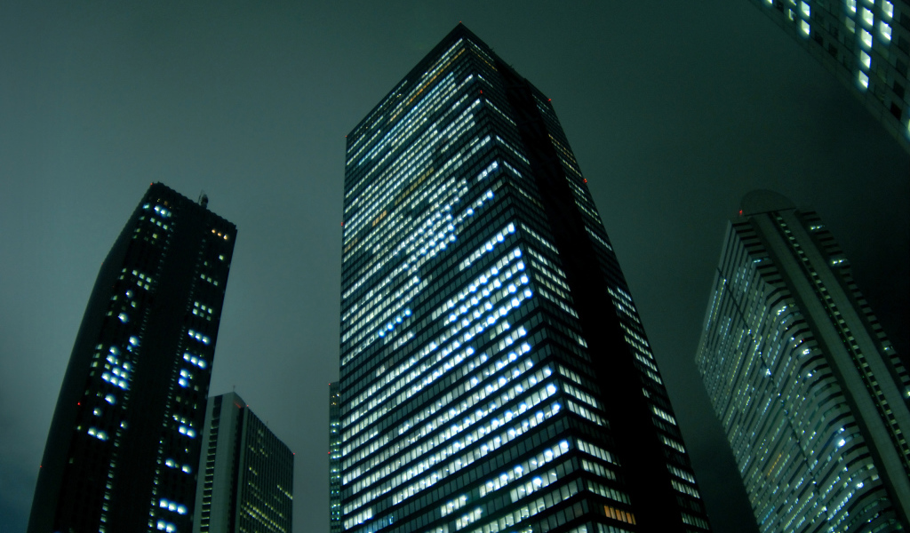 Небоскребы в ночи