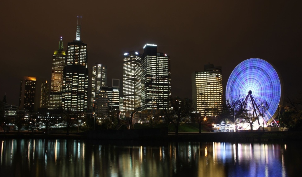 Пейзаж ночного города