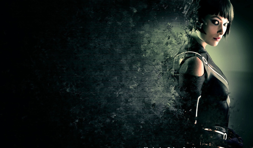 Фантастическая девушка в черном