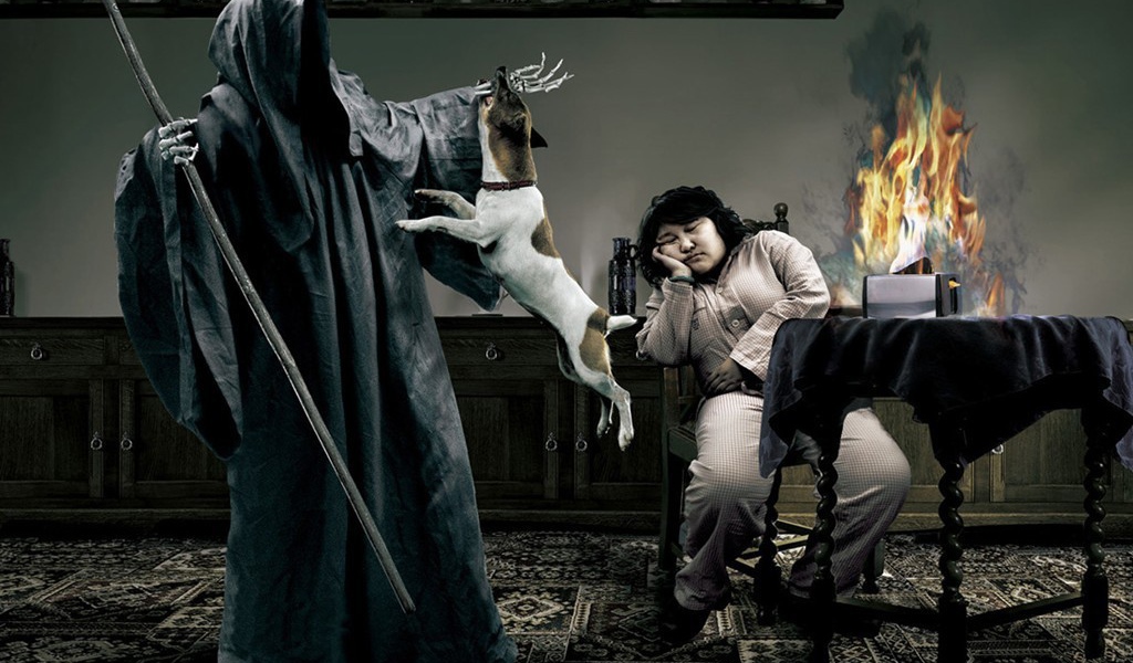 Собака защищает хозяина от смерти