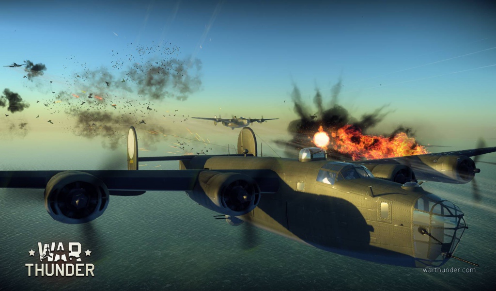 War Thunder огромный самолет горит 