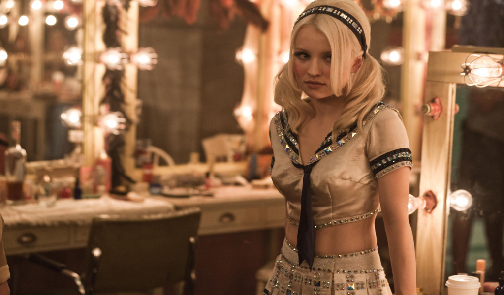 Девушка в коричневом тоне