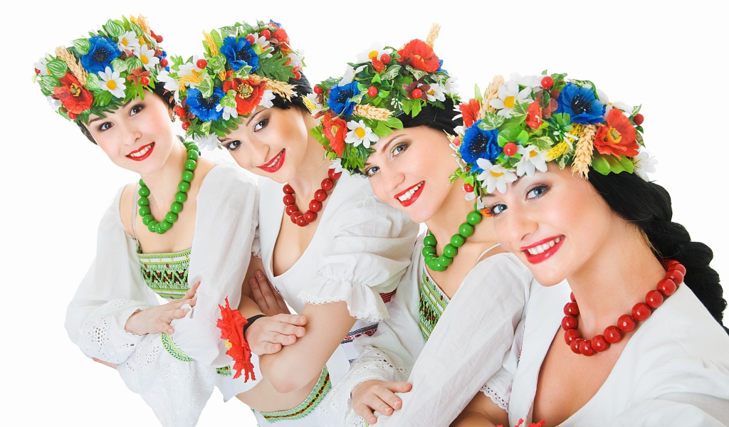 Девушки с цветами