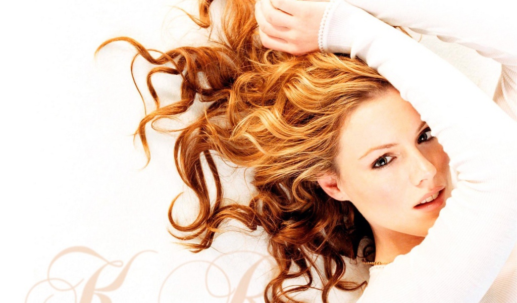 Рыжеволосая модель