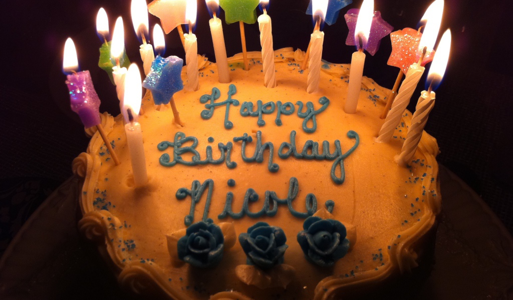  Коричневый торт на день рождения