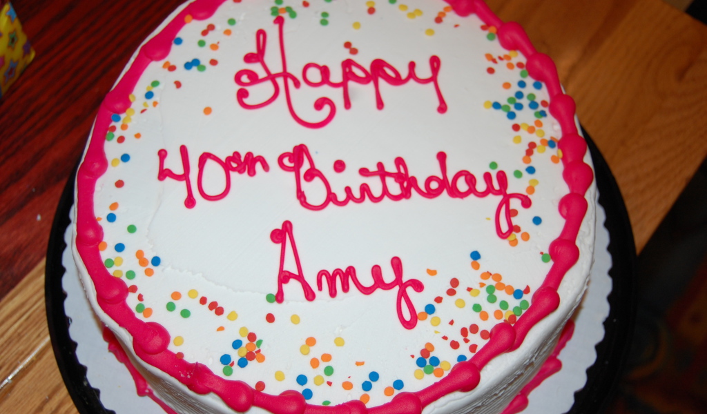 Разноцветный торт на день рождения