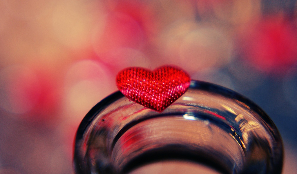 Алое сердце