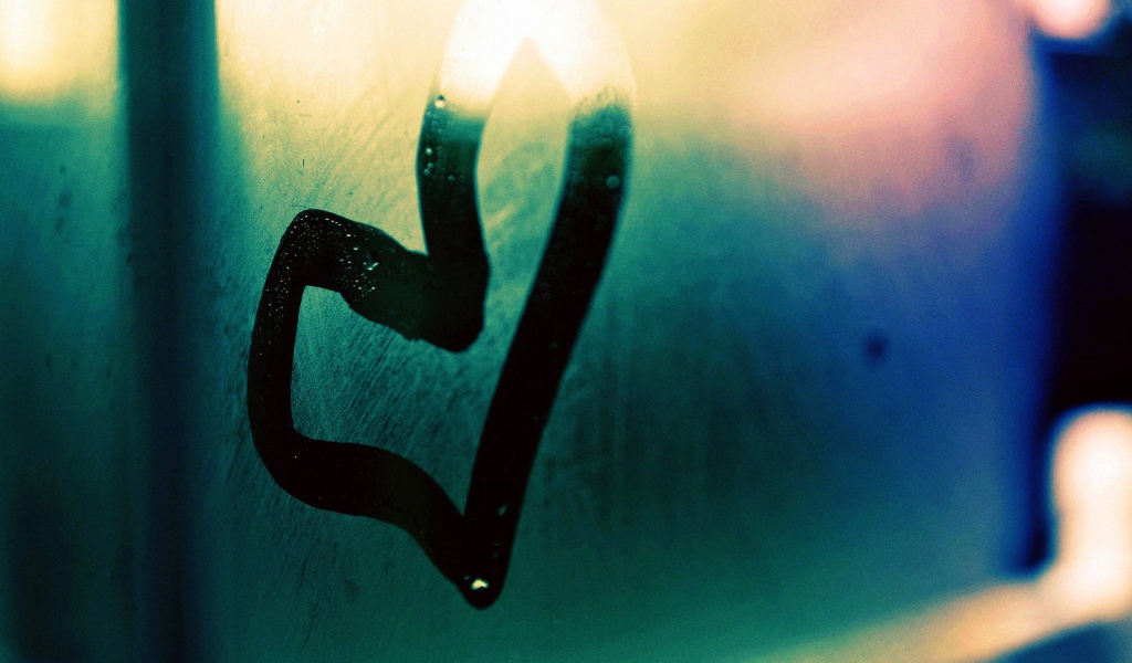 Сердце на стекле