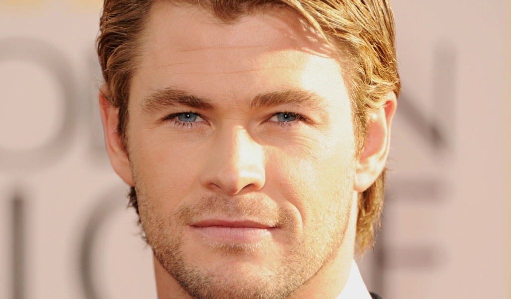 Актер Крис Хемсворт