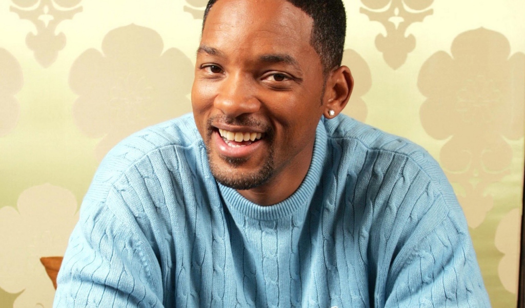 Актер Уилл Смит в свитере