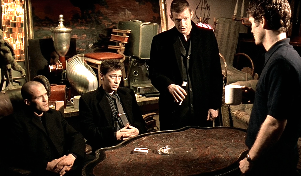 Карты, деньги, два ствола