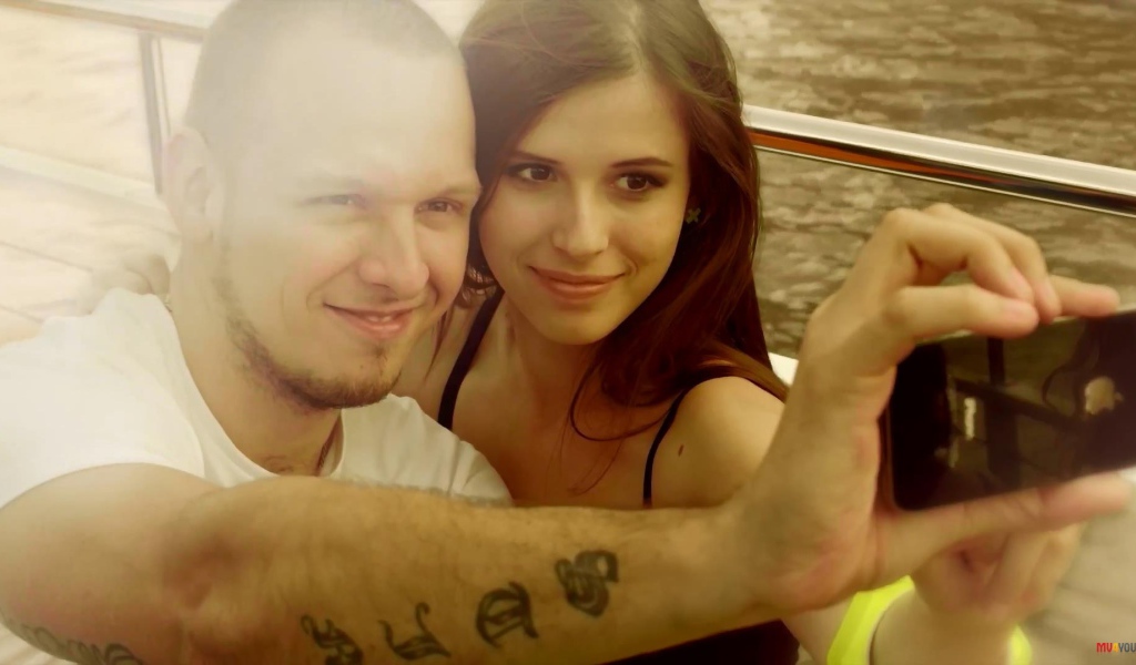 Эльвира Т с молодым человеком