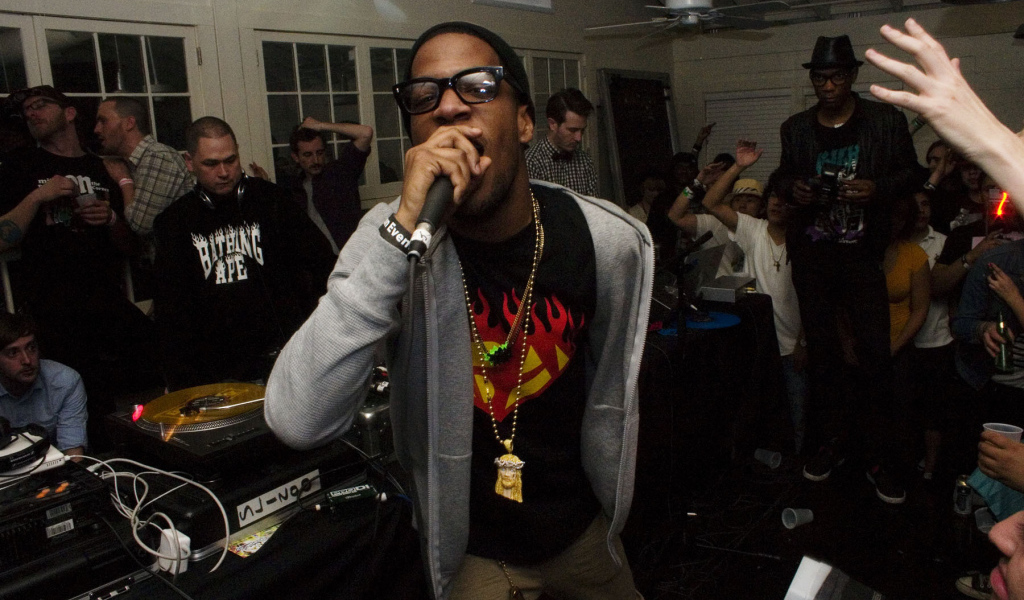 Kid Cudi будет читать рэп в гараже