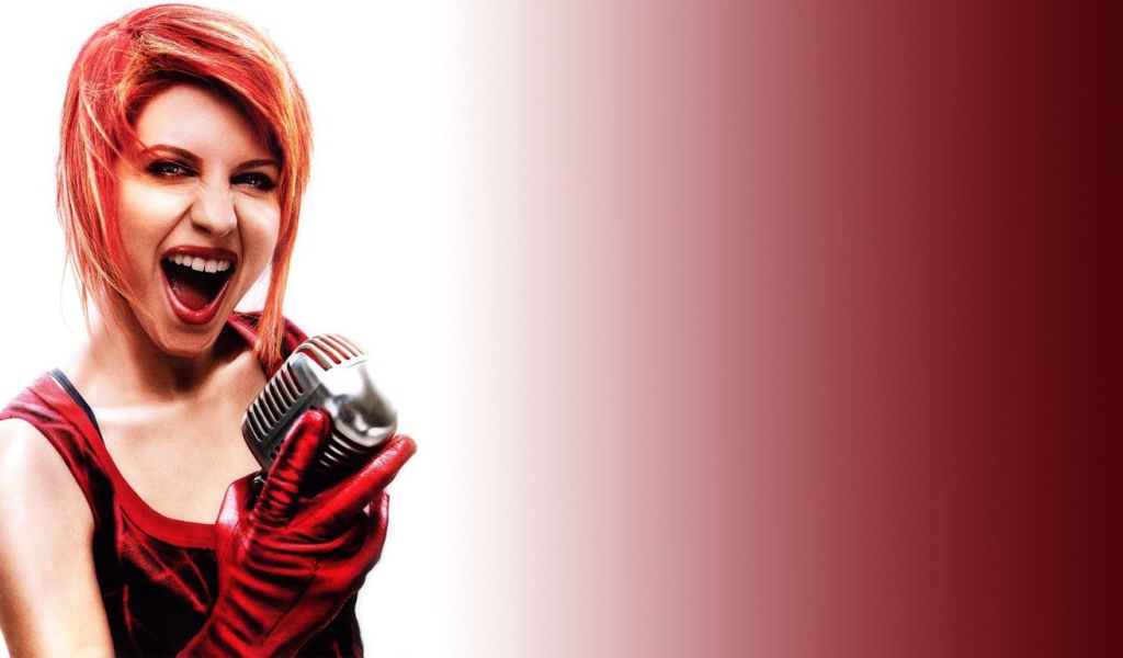 	 Певица Heyley Уильямс