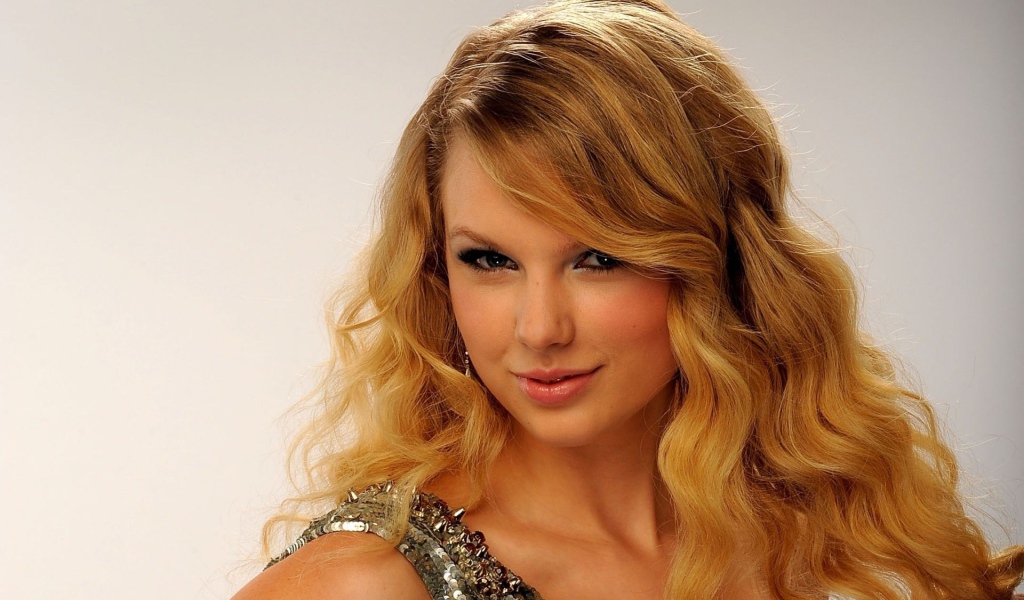 Taylor Swift красивые длинные волосы