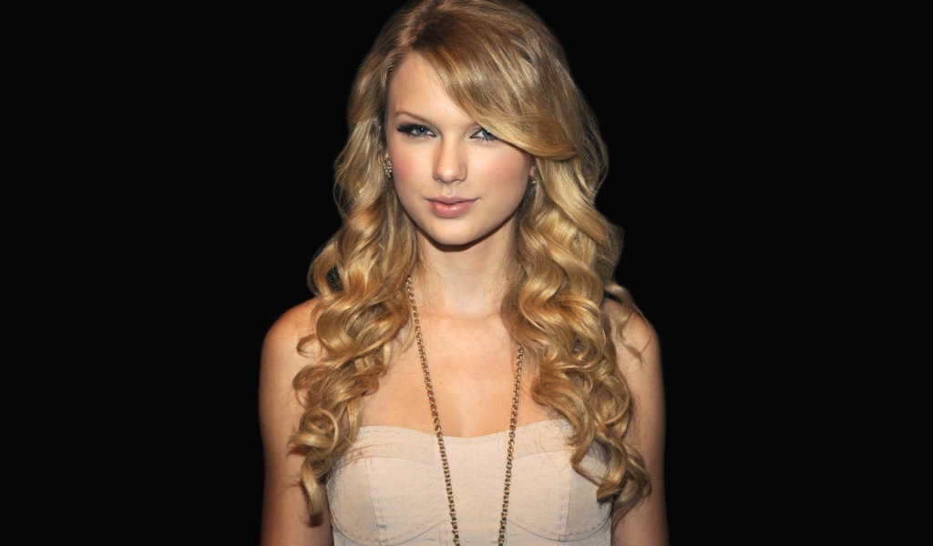 Taylor Swift в черном фоне