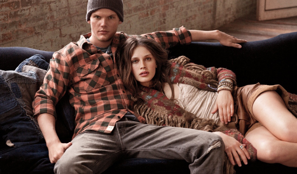 Avicii с подругой