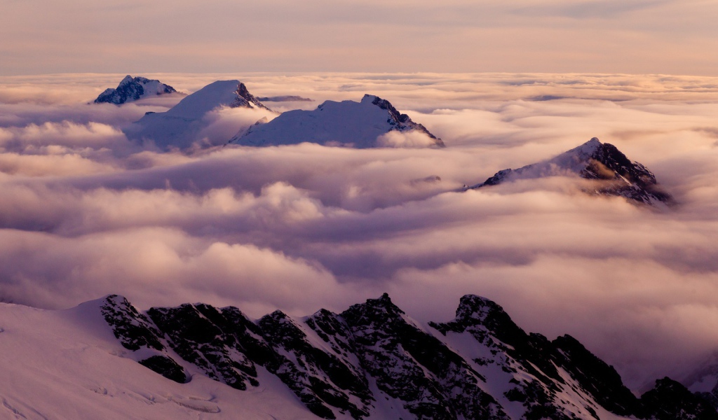 Облака над горами