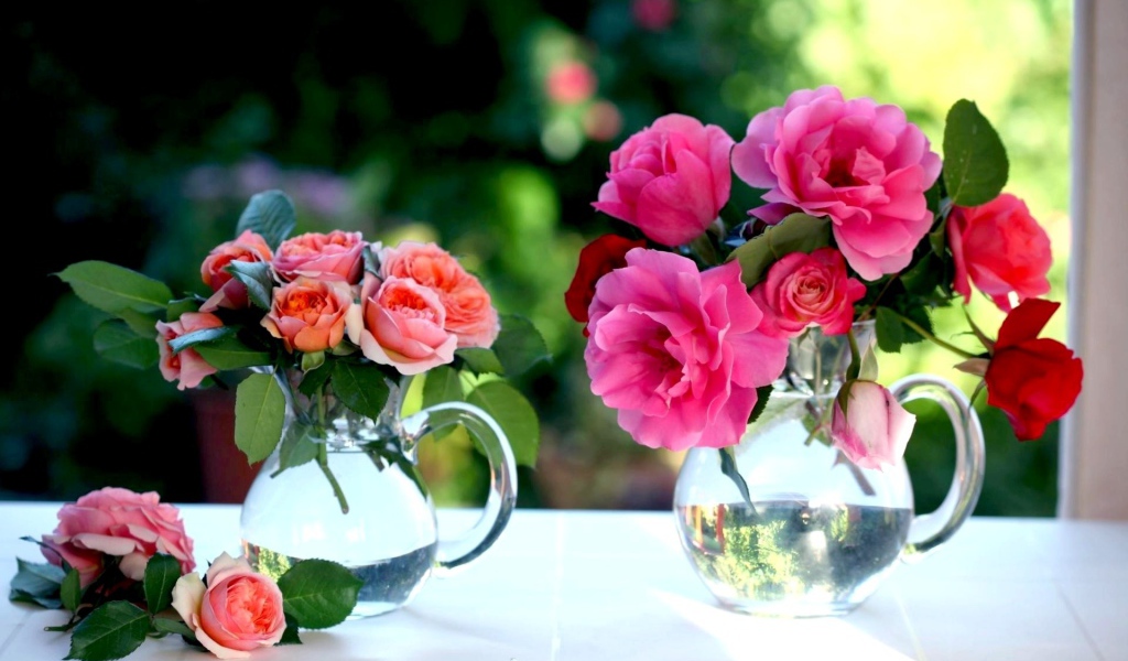 Натюрморт с розами