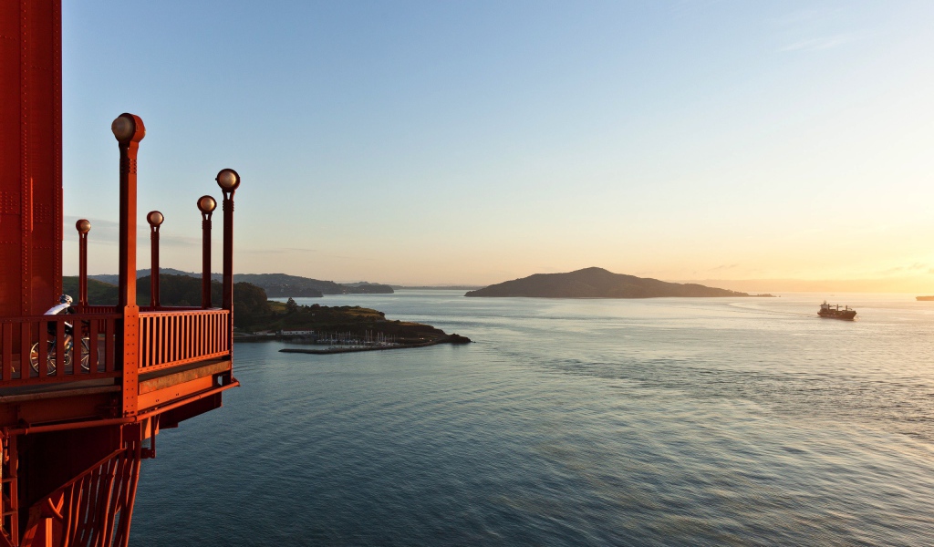 Острова на закате