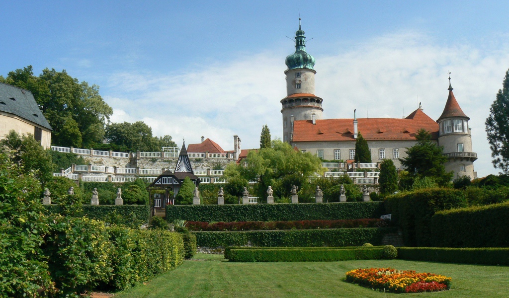 Пейзаж вокруг костела