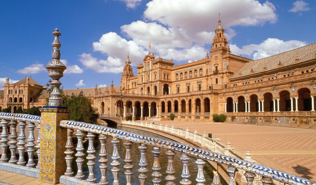 Архитектура с мостами