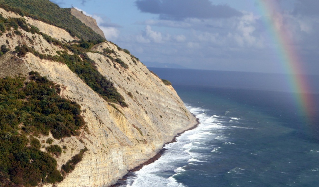 Радуга над морем