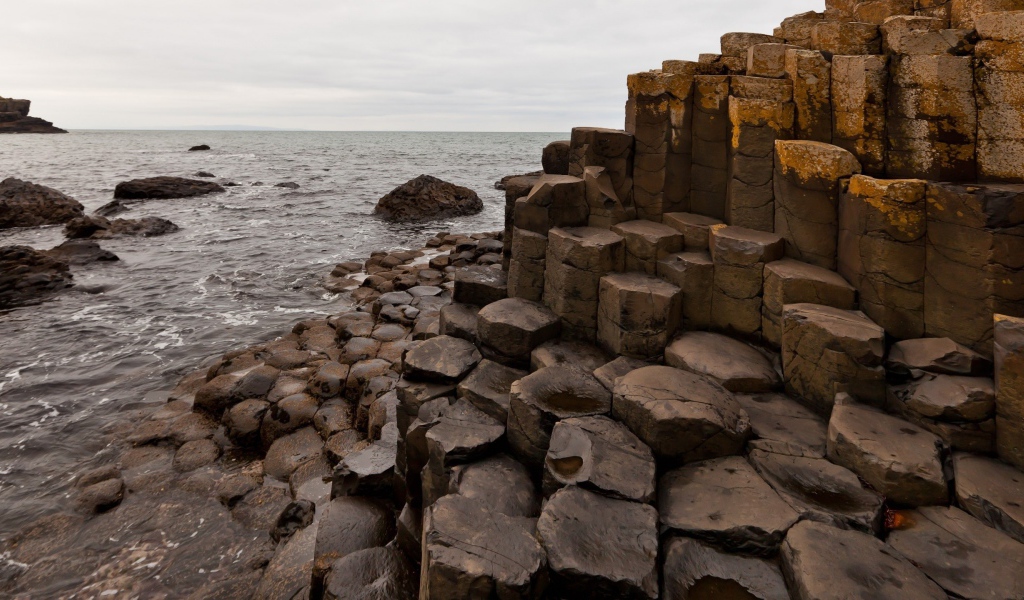 Морской берег ступени