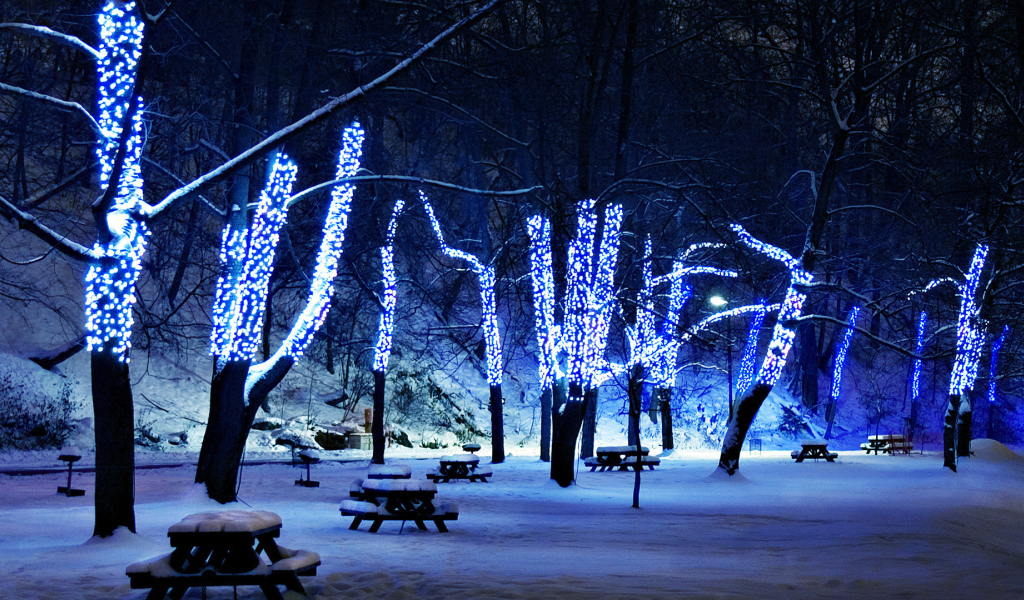 Синяя гирлянда