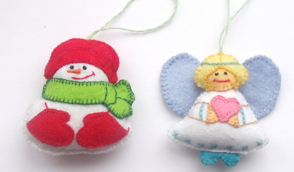 Елочные игрушки из фетра
