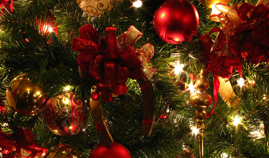 Eлочная игрушка подкова