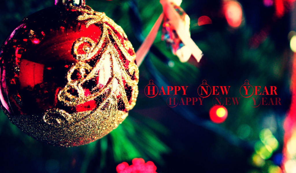 Елочные игрушки шары