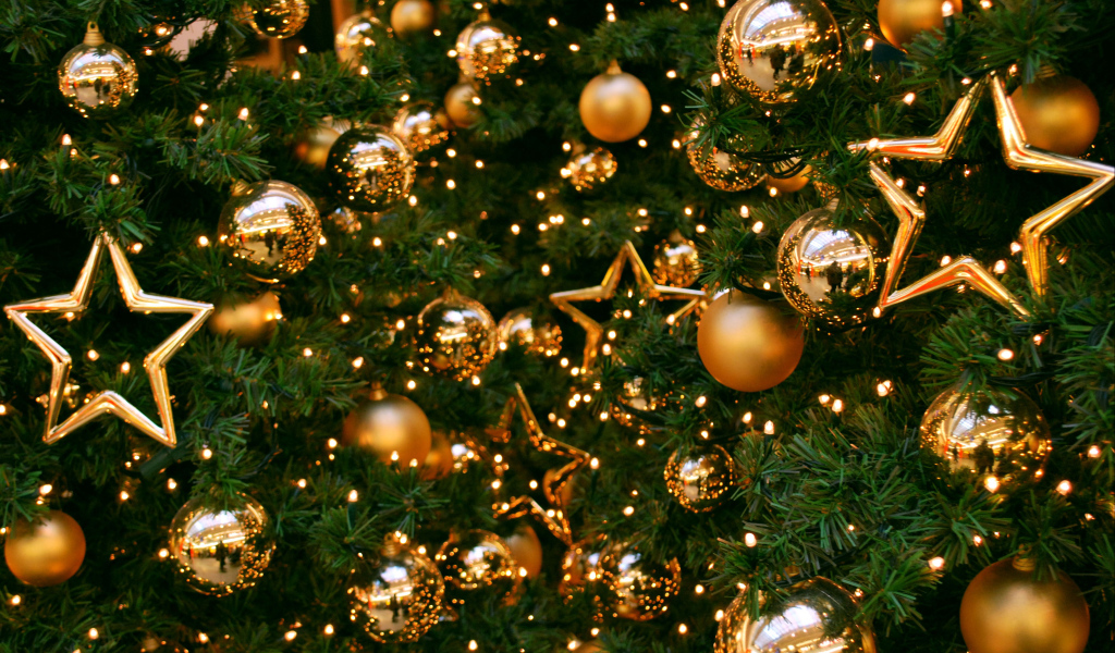 Новогодняя елка в крокус сити