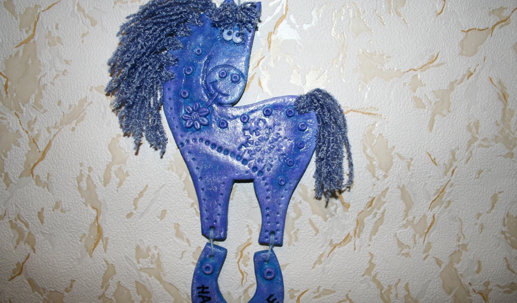 Поделка лошадь