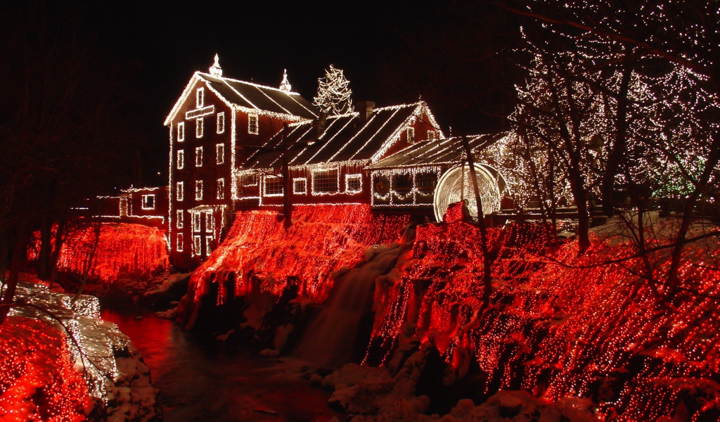 Украшение гирляндами