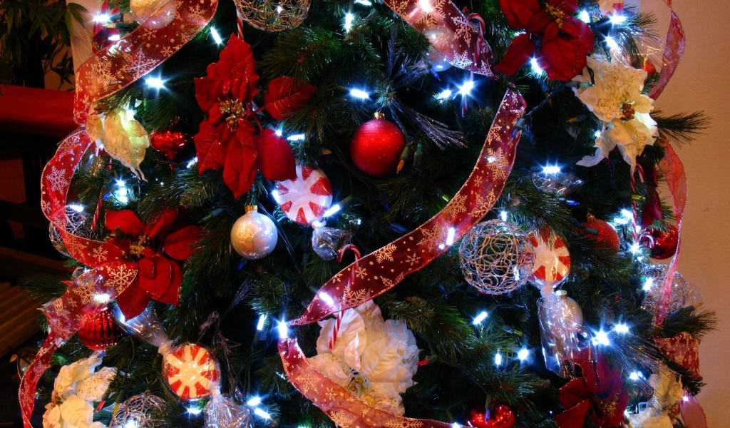 Цветы гирлянды