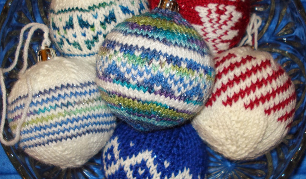 Bязаные елочные игрушки