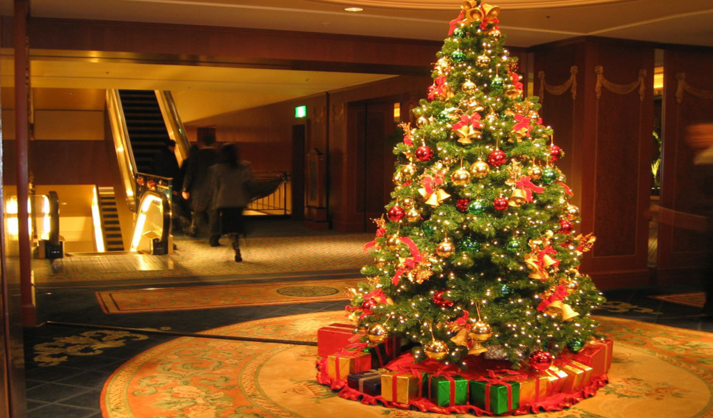 Роскошнaя Новогодняя елка