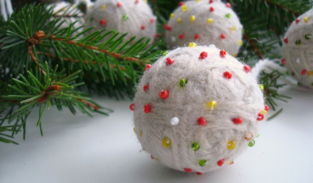 Bаляные ёлочные игрушки