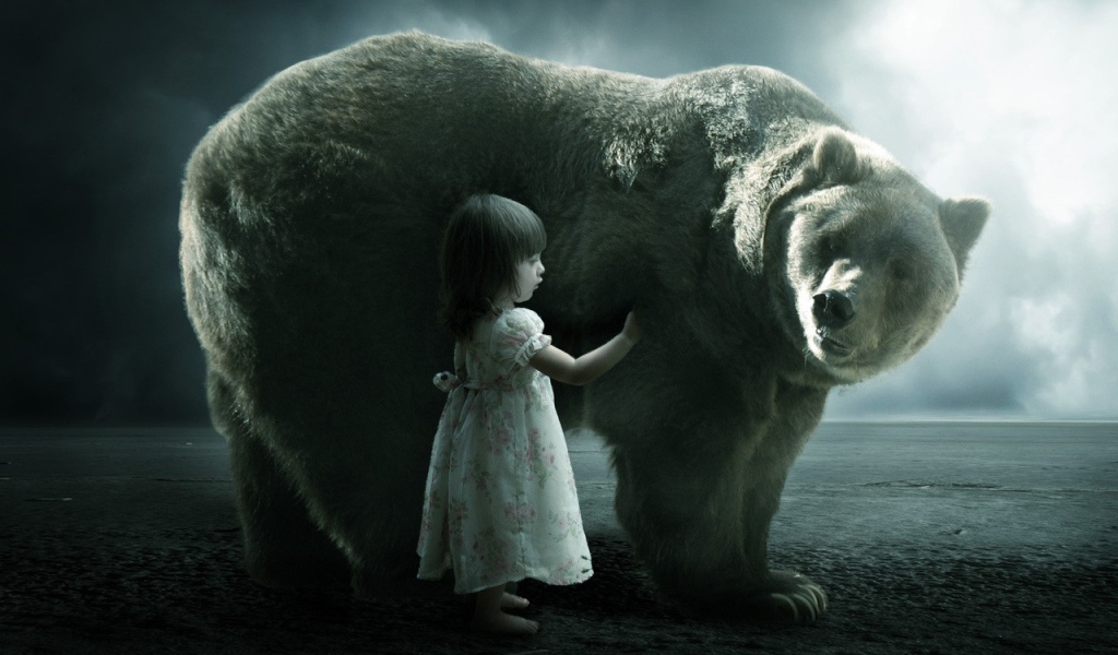 Девочка и медведь