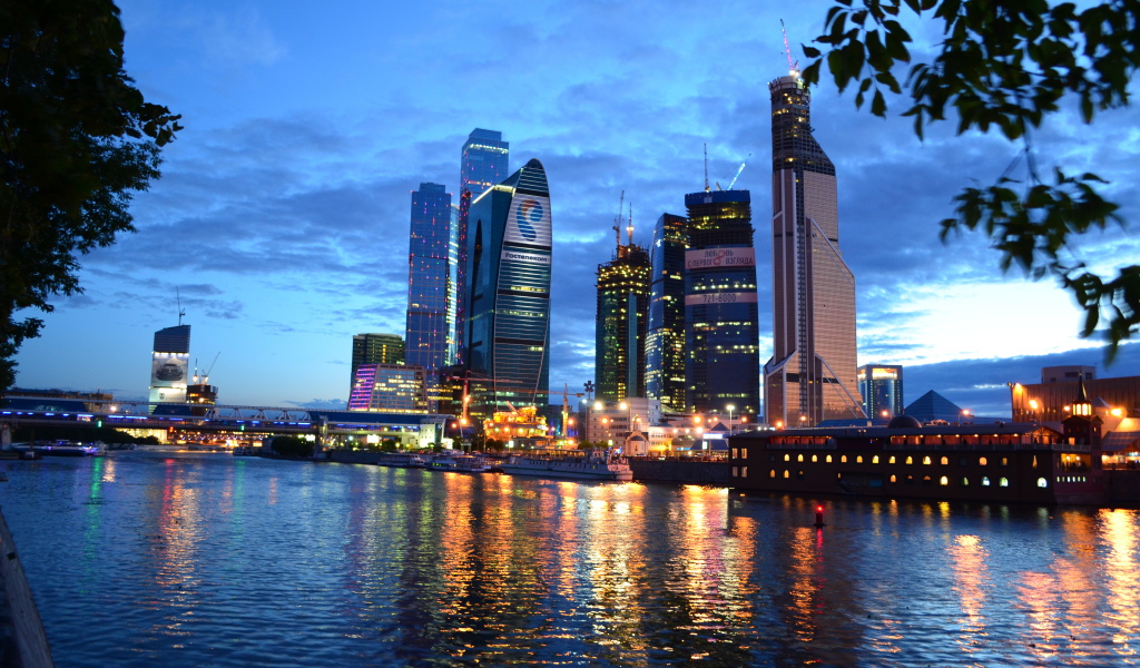 Москва в ночное время