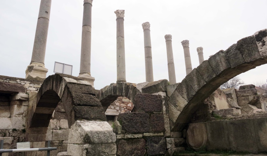 Древняя сеть туннелей Агора Турция