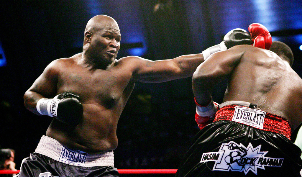 Боксер Джеймс Тони