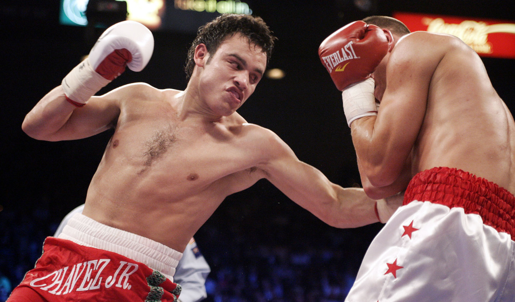 Боксер Оскар Дела Хойя