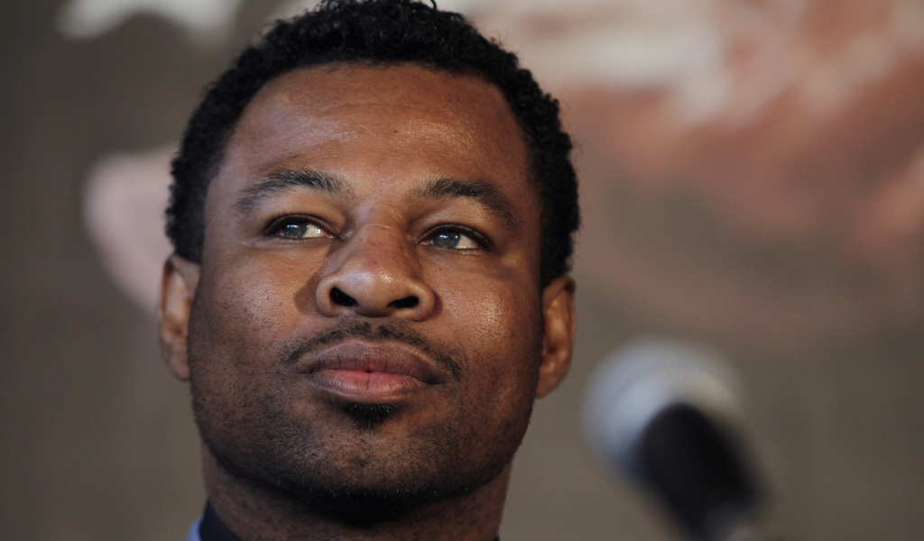 Боксер Шейн Мосли крупным планом