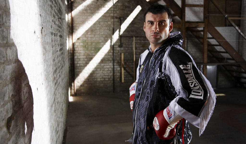 Известный боксер Джо Кальзаге