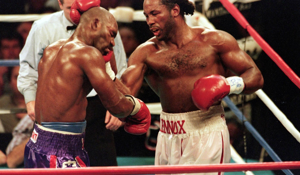 Известный боксер Леннокс Льюис